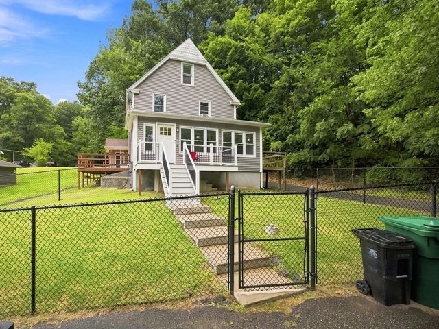 96 Granby Rd, Chicopee, MA 01013