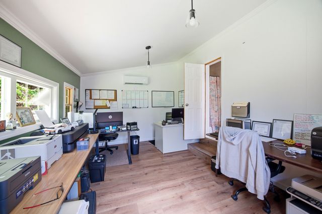 96 Granby Rd, Chicopee, MA 01013