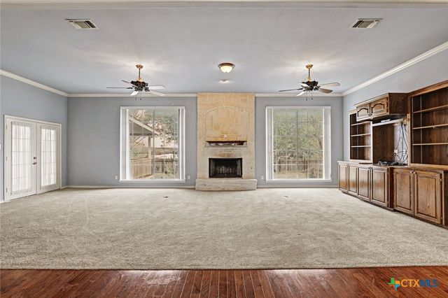 307 SE Main Street, Stockdale, TX 78160