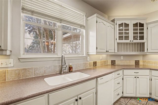 307 SE Main Street, Stockdale, TX 78160