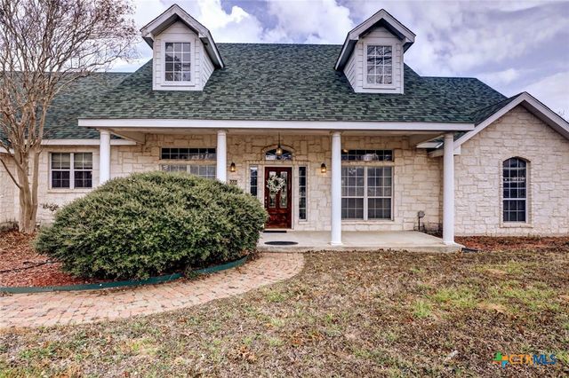 307 SE Main Street, Stockdale, TX 78160