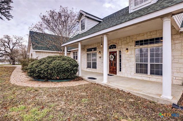 307 SE Main Street, Stockdale, TX 78160