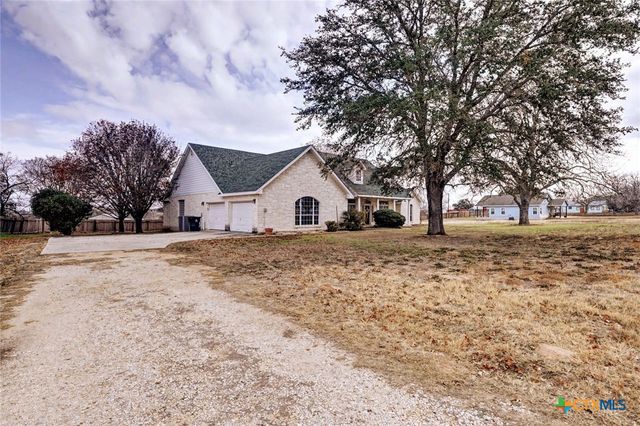 307 SE Main Street, Stockdale, TX 78160