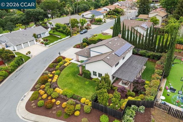 541 Mt Davidson Ct, Clayton, CA 94517
