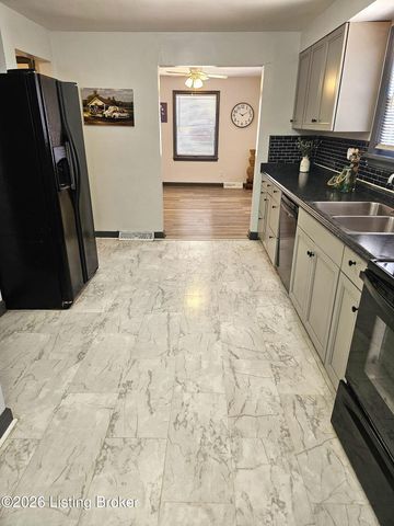 10714 June Dr, Fairdale, KY 40118