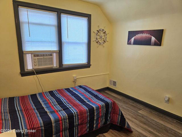 10714 June Dr, Fairdale, KY 40118