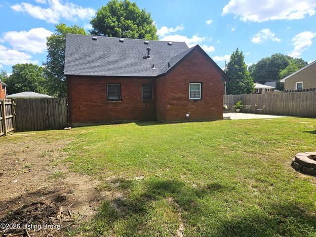 10714 June Dr, Fairdale, KY 40118