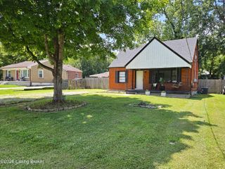 10714 June Dr, Fairdale, KY 40118