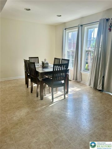 1051 Sparrow Way, Upper Macungie Twp, PA 18031