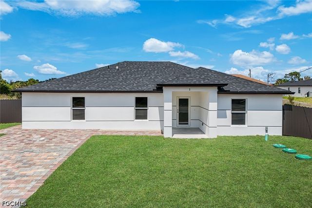 3020 1st ST W, Lehigh Acres, FL 33971