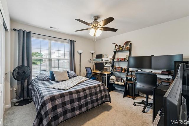 1934 Piedmont Circle, St Peters, MO 63304