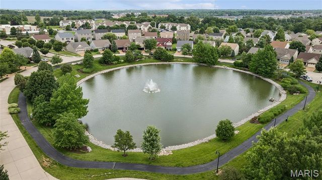 1934 Piedmont Circle, St Peters, MO 63304
