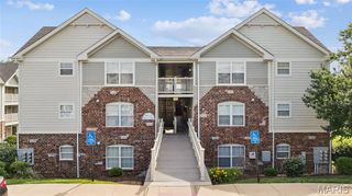 1934 Piedmont Circle, St Peters, MO 63304