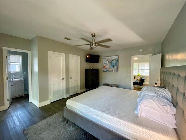 832 NE 17th Avenue, Fort Lauderdale, FL 33304