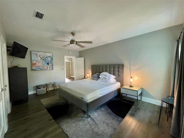 832 NE 17th Avenue, Fort Lauderdale, FL 33304