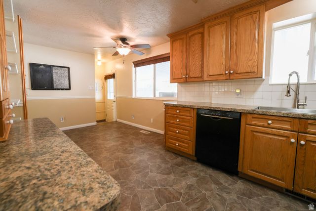 1835 N AFTON CIR, Layton, UT 84041