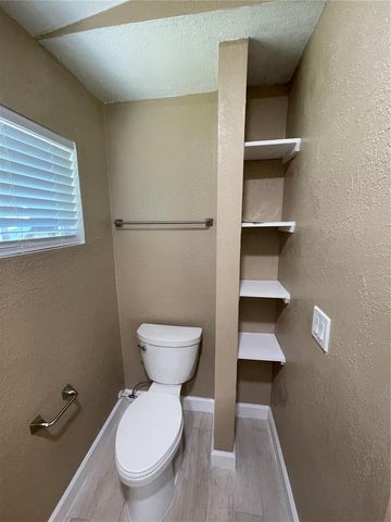 136 ACADEMY AVENUE, Sanford, FL 32771