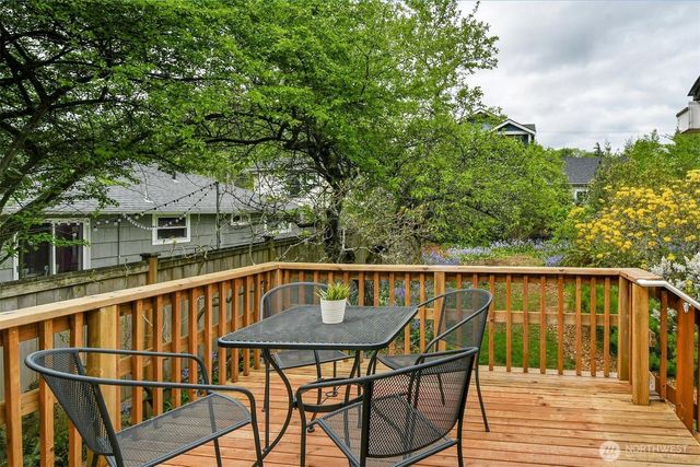 4008 NE 56th Street, Seattle, WA 98105