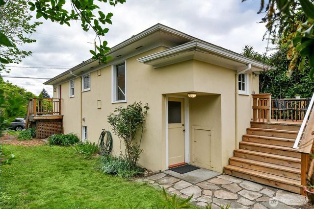 4008 NE 56th Street, Seattle, WA 98105