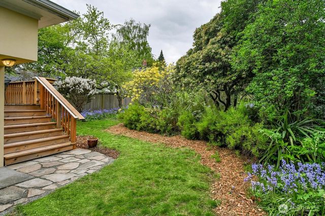 4008 NE 56th Street, Seattle, WA 98105
