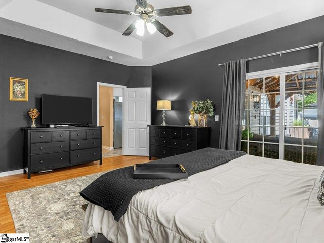 543 Thorn Cove Lane, Chesnee, SC 29323