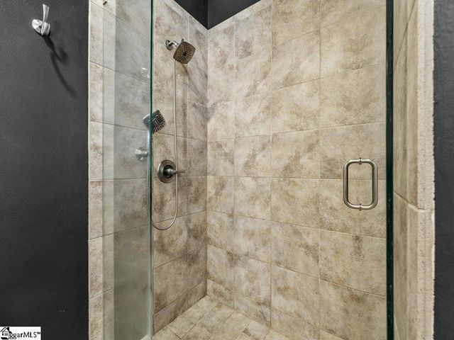 543 Thorn Cove Lane, Chesnee, SC 29323