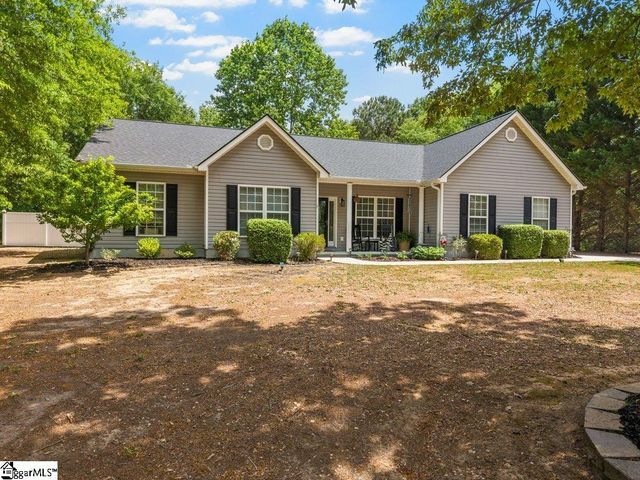 543 Thorn Cove Lane, Chesnee, SC 29323