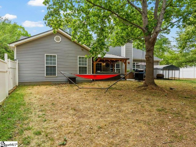 543 Thorn Cove Lane, Chesnee, SC 29323