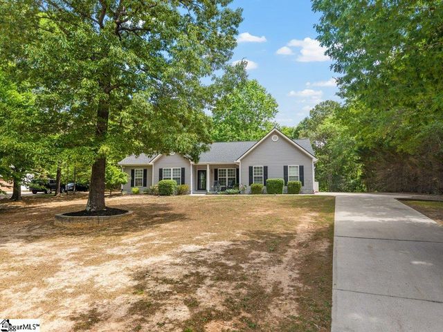 543 Thorn Cove Lane, Chesnee, SC 29323