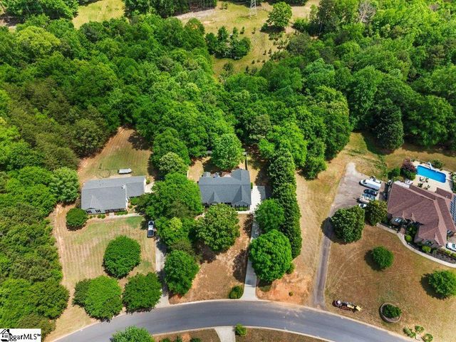 543 Thorn Cove Lane, Chesnee, SC 29323