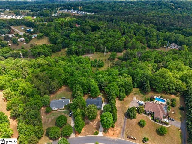 543 Thorn Cove Lane, Chesnee, SC 29323