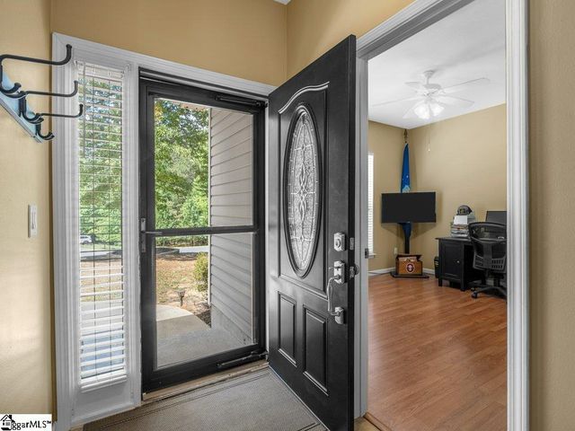 543 Thorn Cove Lane, Chesnee, SC 29323