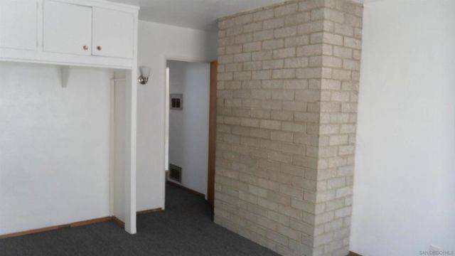 945 E J St., Chula Vista, CA 91910