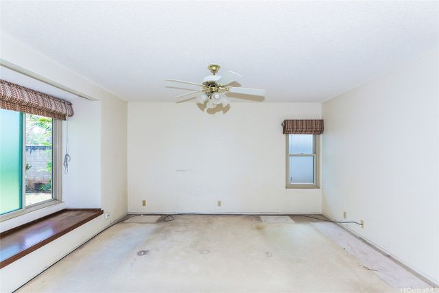 95-623 Makaimoimo Street, Mililani, HI 96789