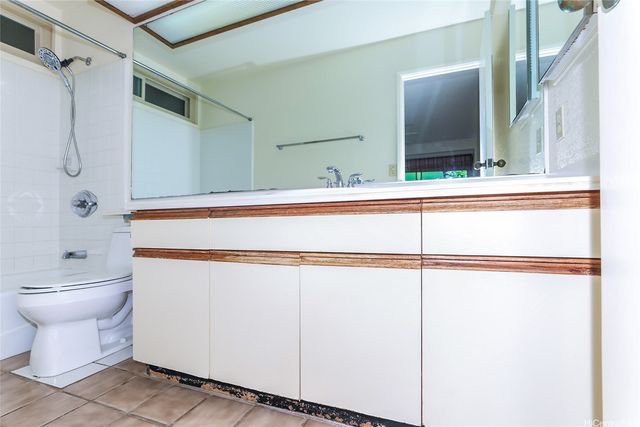 95-623 Makaimoimo Street, Mililani, HI 96789