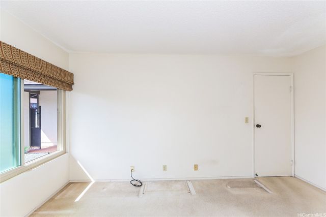 95-623 Makaimoimo Street, Mililani, HI 96789