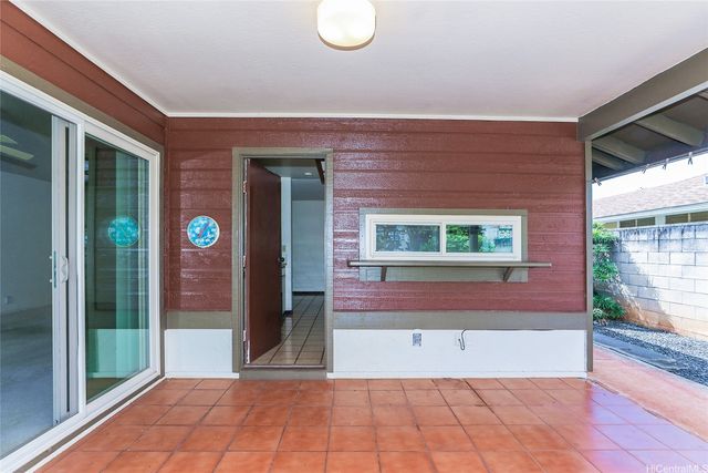 95-623 Makaimoimo Street, Mililani, HI 96789
