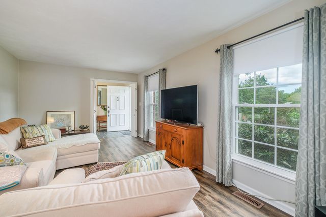 815 Brunswick Forge RD, Troutville, VA 24175