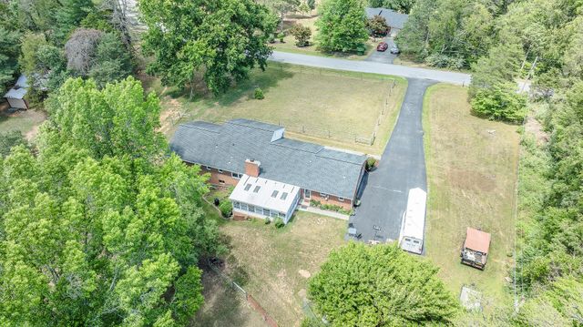815 Brunswick Forge RD, Troutville, VA 24175