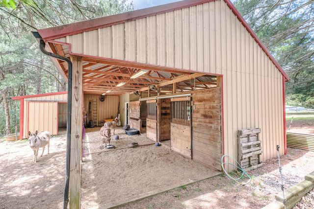 815 Brunswick Forge RD, Troutville, VA 24175