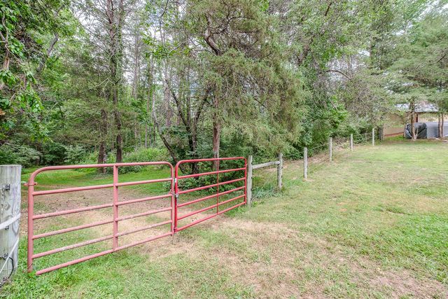 815 Brunswick Forge RD, Troutville, VA 24175