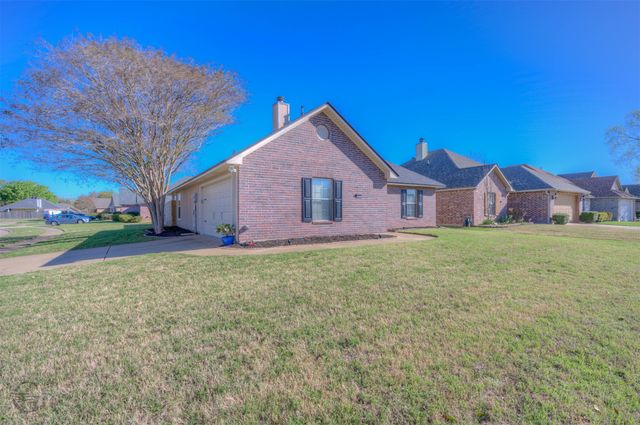 316 Gaston Lane, Bossier City, LA 71112