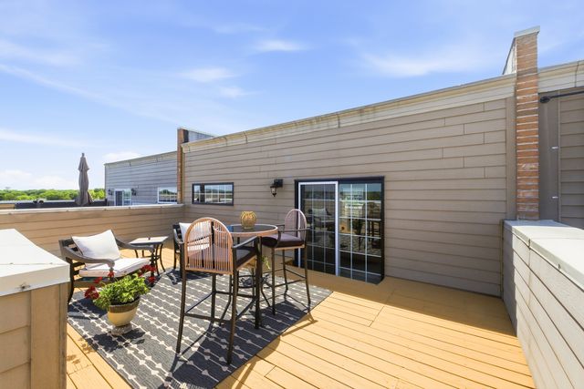 25305 W St Elizabeth Drive, Channahon, IL 60410