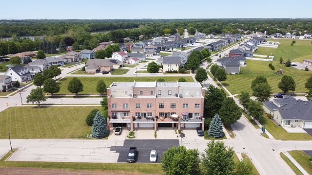 25305 W St Elizabeth Drive, Channahon, IL 60410