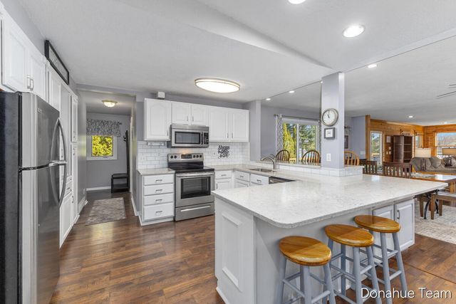 4460 S Sherman Avenue, Fremont, MI 49412