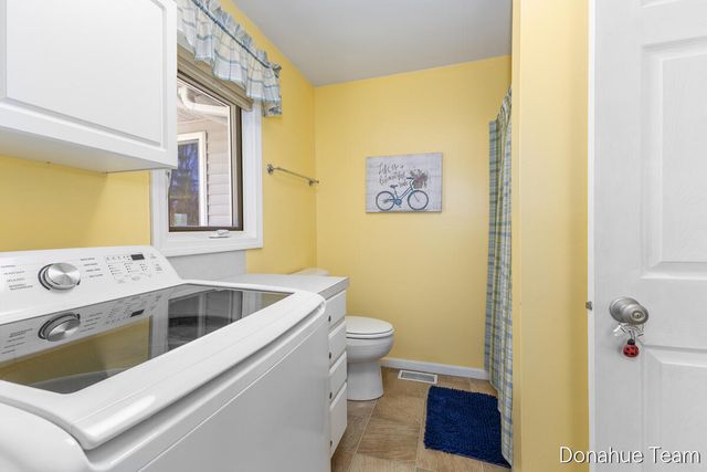 4460 S Sherman Avenue, Fremont, MI 49412