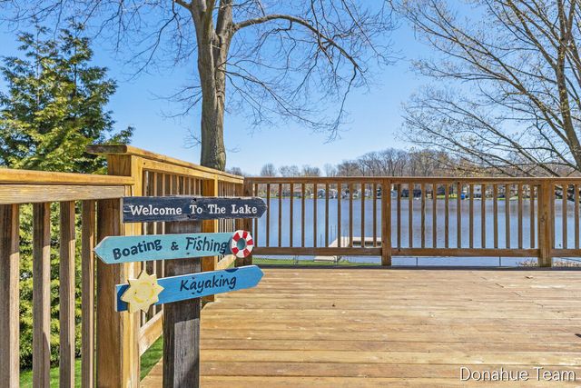 4460 S Sherman Avenue, Fremont, MI 49412