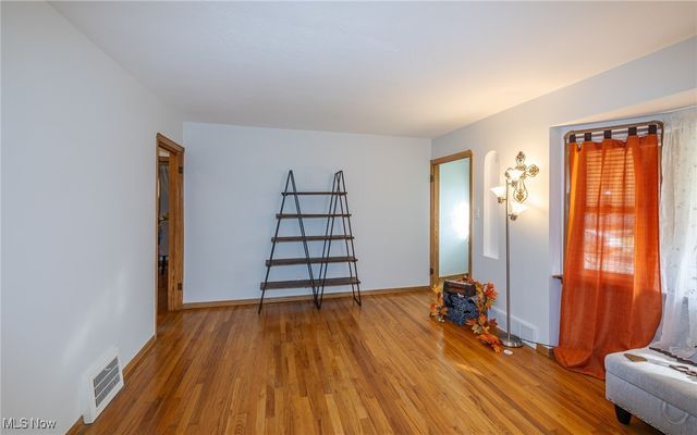 5032 E 110th Street, Garfield Heights, OH 44125