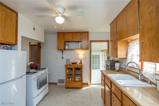 5032 E 110th Street, Garfield Heights, OH 44125