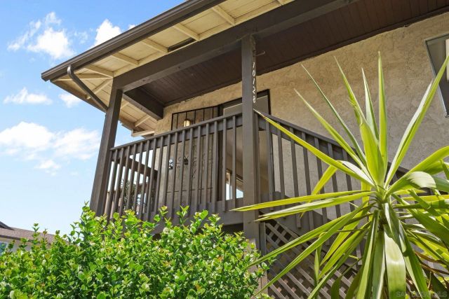10128 Peaceful Court, Santee, CA 92071
